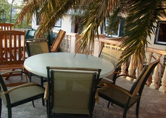 In With Balcony, Air Conditioning, Wifi 878-2 Apartmán