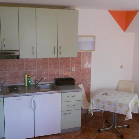 In Privlaka With Balcony, Air Conditioning, Wifi 878-2 Privlaka (Zadar)