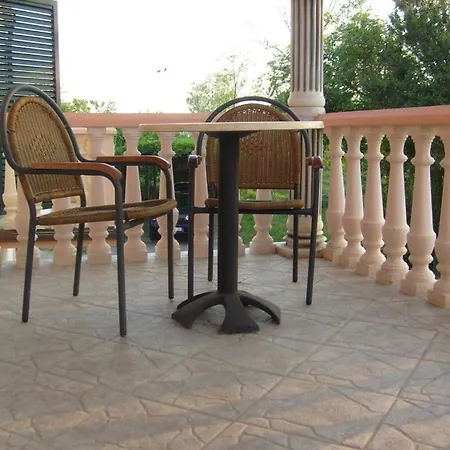 In Privlaka With Balcony, Air Conditioning, Wifi 878-2
